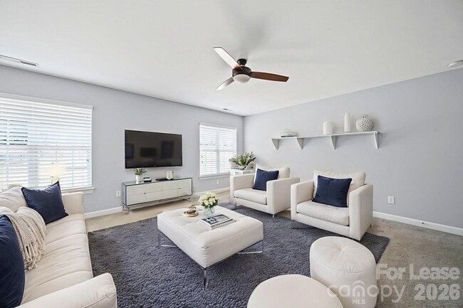 Building Photo - 704 Springwood Dr