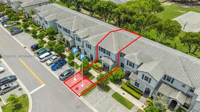 Building Photo - 2668 SE 19th St