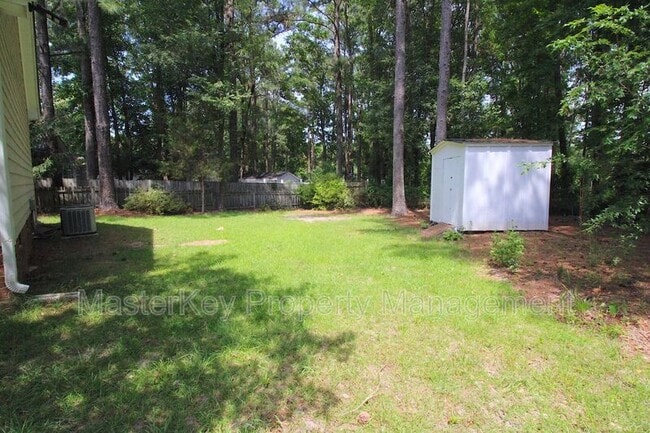Building Photo - 701 Senter St