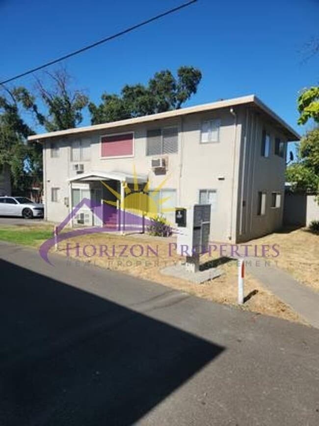 Building Photo - 1617 Arcade Blvd
