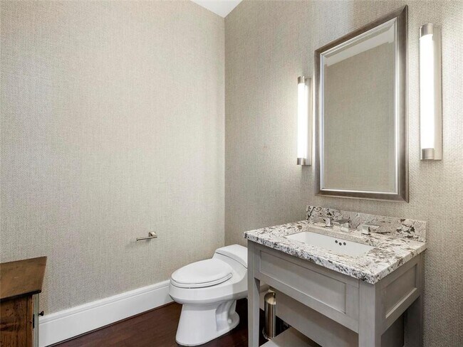 Building Photo - 1065 Peachtree St NE