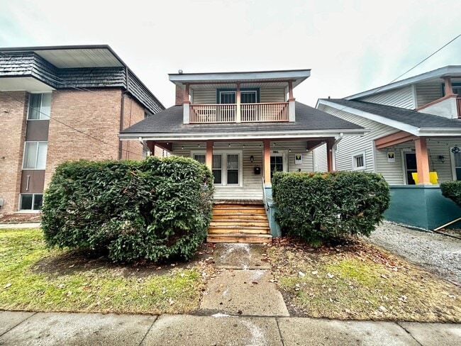 Building Photo - 1502 Geddes Ave