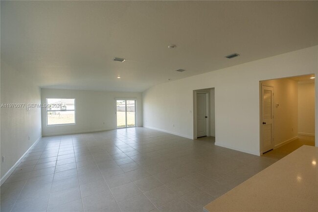 Building Photo - 17431 SW 286th St