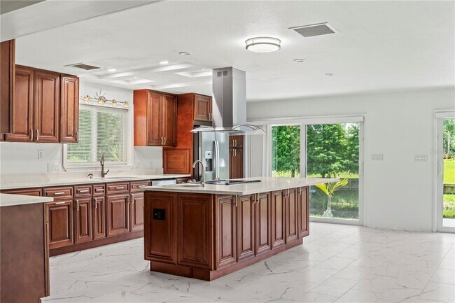 Building Photo - 17511 Canal Shores Dr