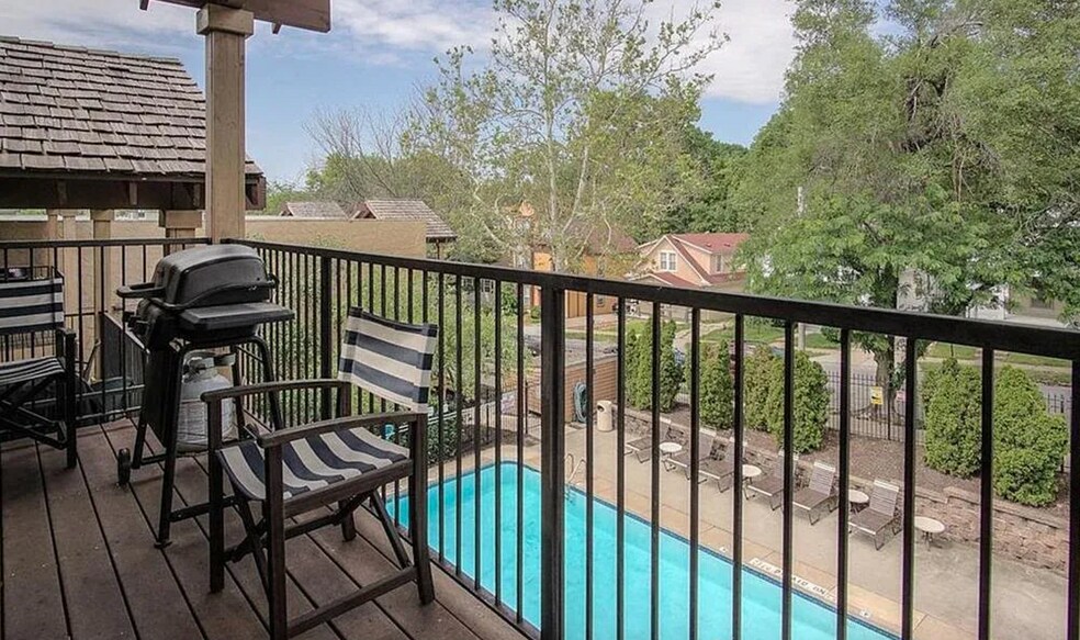 Building Photo - 4727 Jarboe St