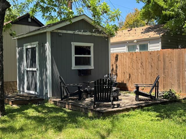 Building Photo - 4332 Calmont Ave