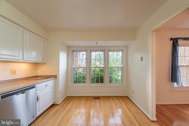 Building Photo - 3133 Windwood Farms Dr