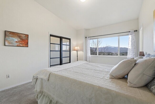 Building Photo - 4317 Sammers View