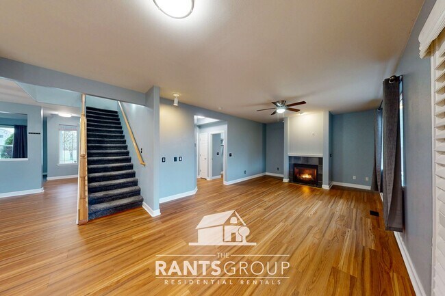 Building Photo - Updated Yelm Home with A/C, Bonus Room, and Fenced Yard!