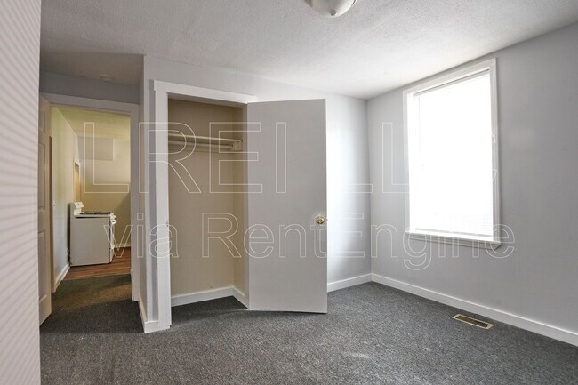 Building Photo - 3411 Rudd Ave