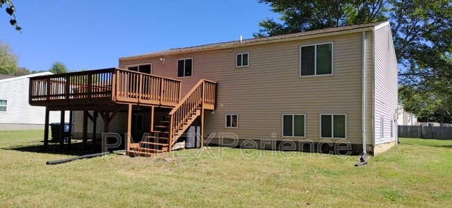 Building Photo - 204 Taurus Dr