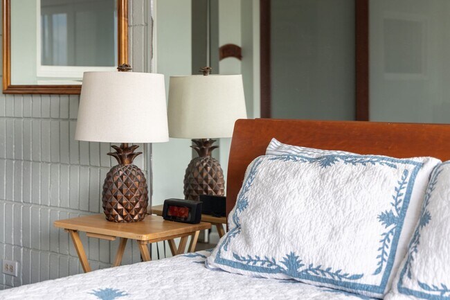 Building Photo - Mokuleia Sands #501 – Furnished 1BR/1BA | Ocean Views | Available Now