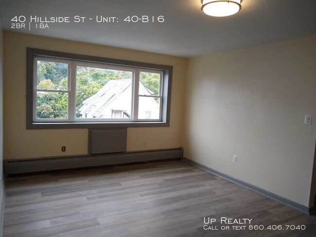 Building Photo - 40 Hillside St