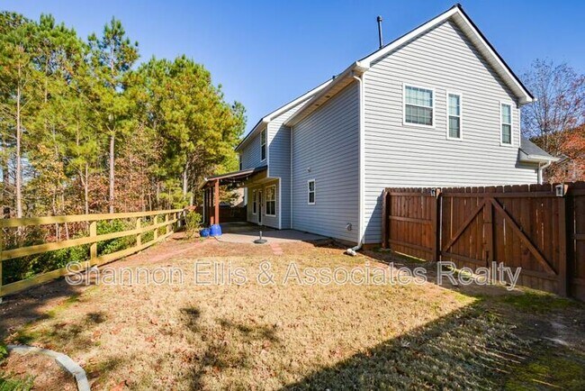 Building Photo - 137 Baywood Crossing