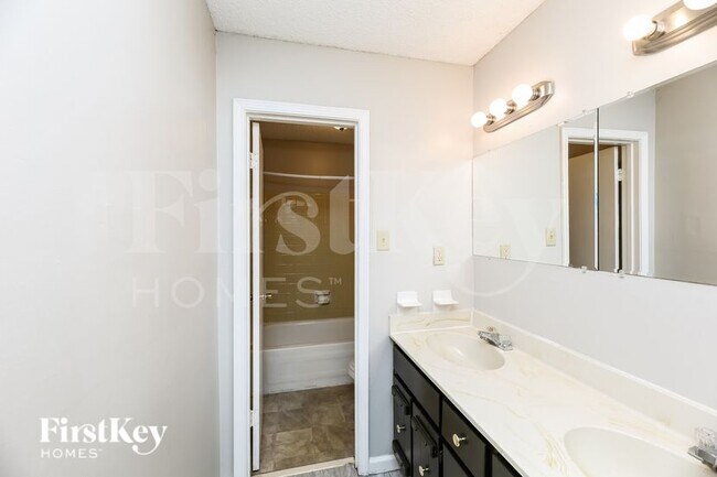 Building Photo - 1451 Sandy Stone Ln