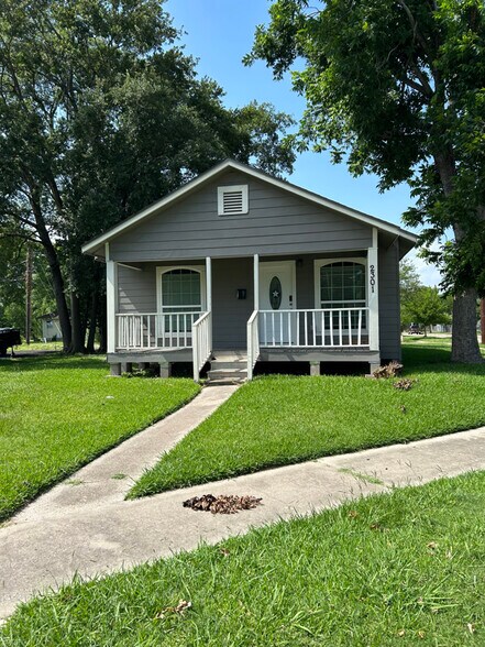 Primary Photo - 2301 New Jersey St