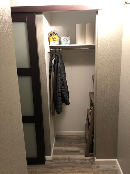 Building Photo - 7395 E Eastman Ave