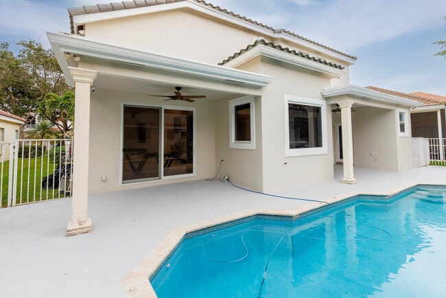 Building Photo - 4080 Lansing Ave