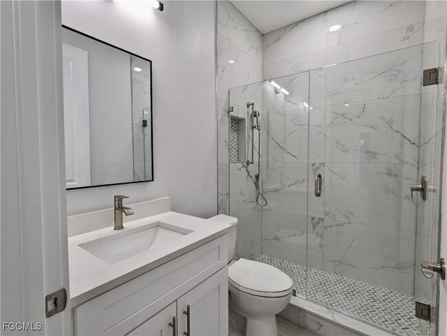 Building Photo - 3027 SW 16th Pl