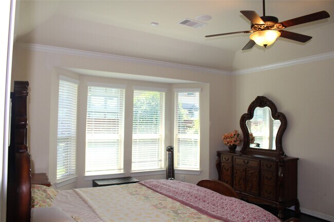 Building Photo - 27715 Halls Farms Ln