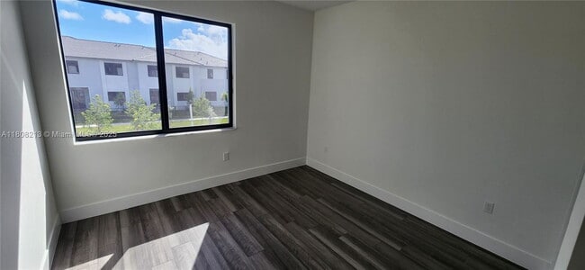 Building Photo - 8314 SW 120th Ter