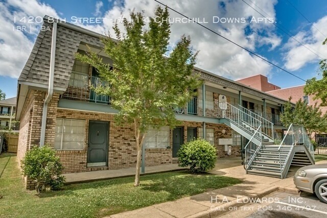 Building Photo - Churchill Downs Apartments