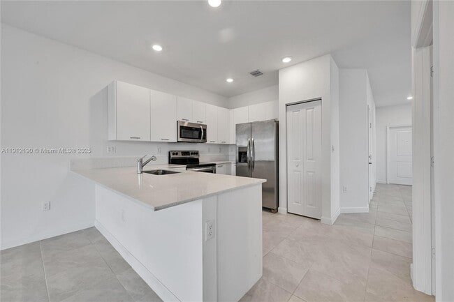 Building Photo - 12705 NW 23rd Pl