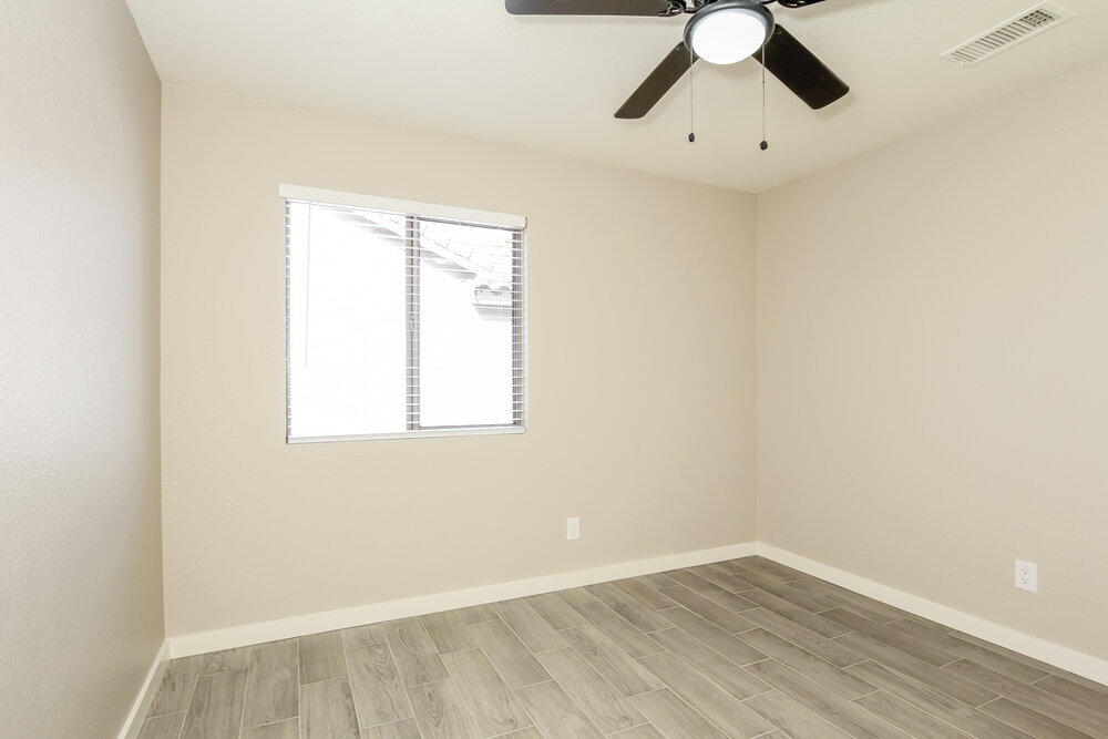 Building Photo - 15915 W Tasha Dr