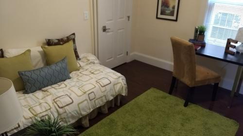 Building Photo - 3 bedroom in Jamaica Plain MA