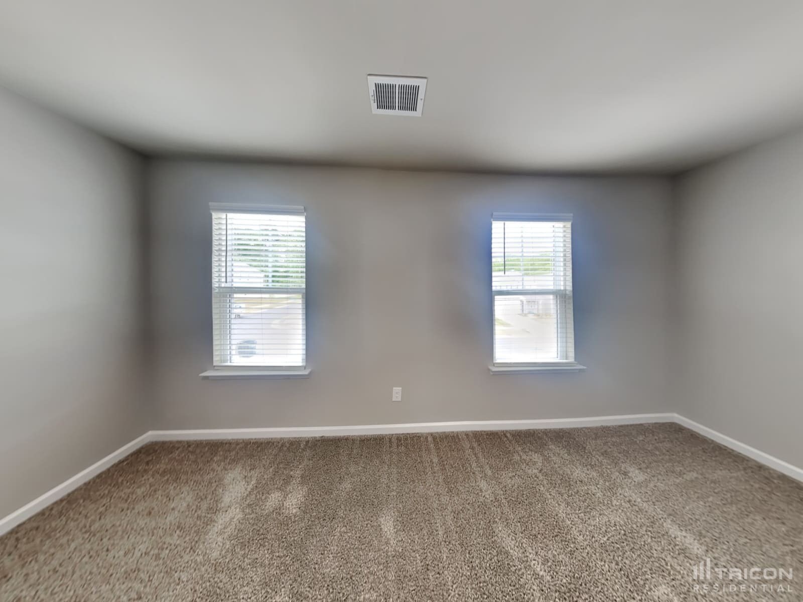 Building Photo - 134 Spring Knoll Dr