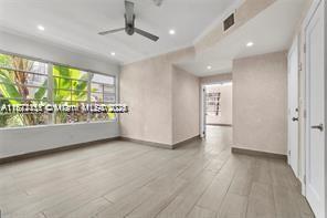 Building Photo - 934 16th St