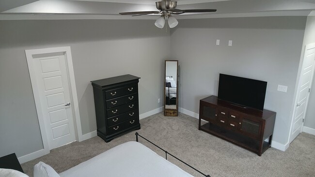 Building Photo - 1025 E Coral Way