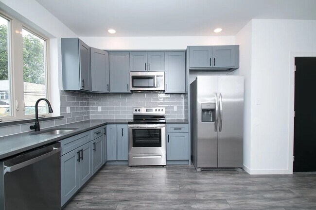 Building Photo - 1401 N Felton St