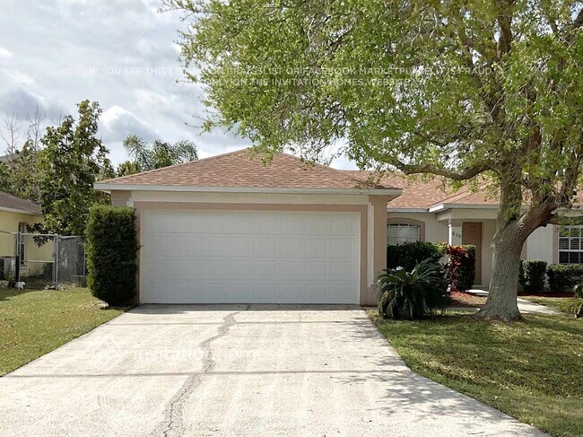 Primary Photo - 639 Mercado Ct