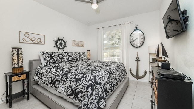 Building Photo - 4079 Oak Tree Dr