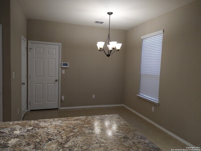 Building Photo - 10130 Castello Cyn