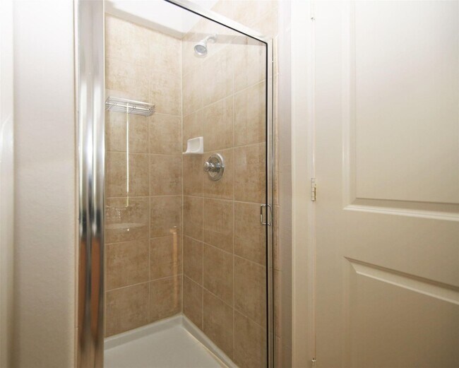 Building Photo - 2902 Chenevert St