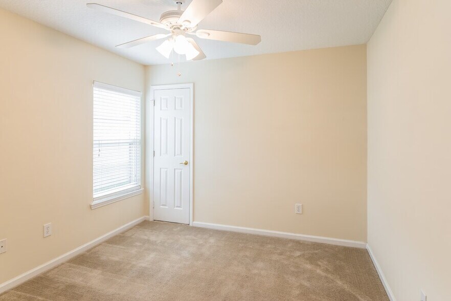 Building Photo - 409 Sweet Jasmine Way