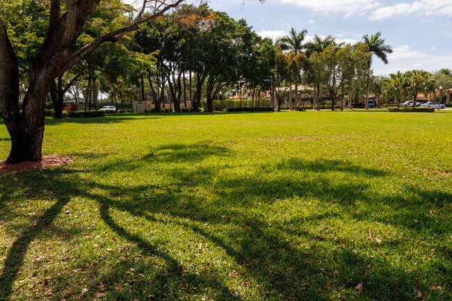 Building Photo - 280 Landings Blvd