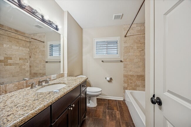 Building Photo - 9106 Riddlewood Ln