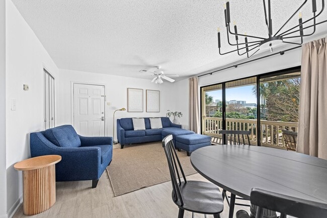 Building Photo - Cute fully furnished 1-Bedroom Codo in Seagrove Beach