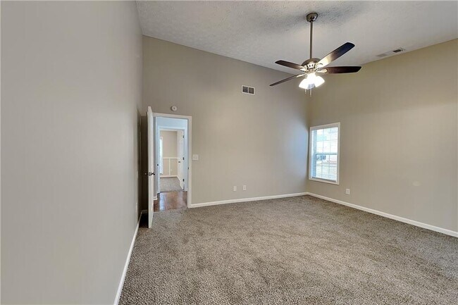 Building Photo - 405 Windsor Brook Ln SE