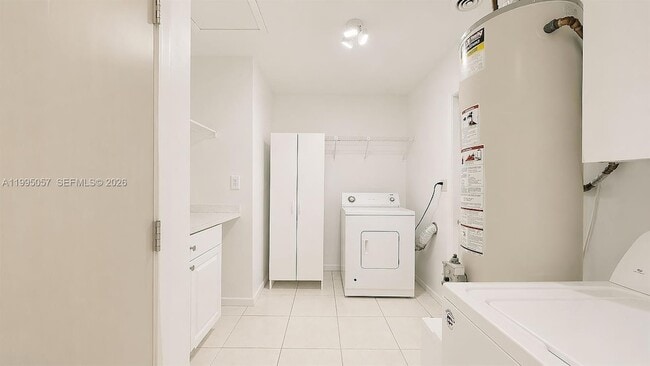 Building Photo - 15305 SW 104th Ave