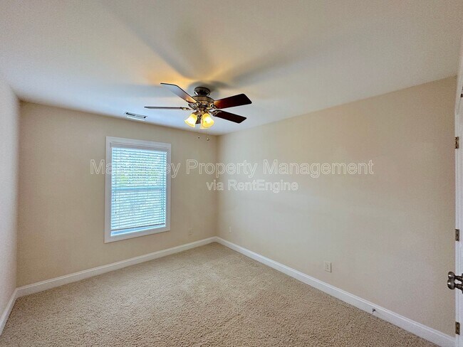 Building Photo - 906 Keaton Ridge Court