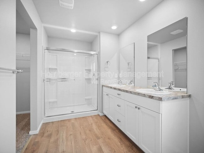 Building Photo - 5817 W Georgetown Ln