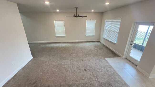 Building Photo - Beautiful Harmony Central Water Front Home AVAILABLE NOW!