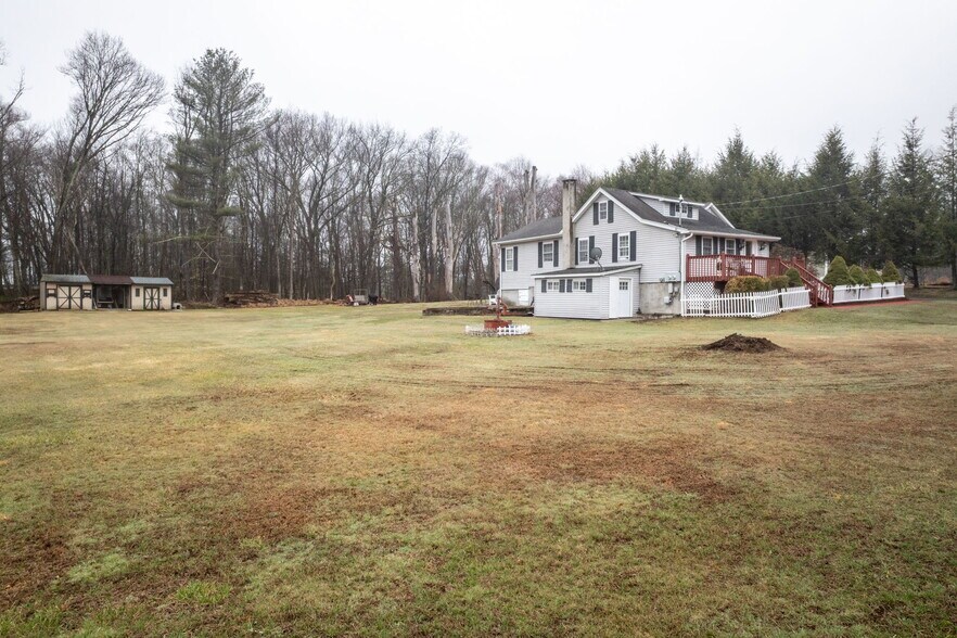 Building Photo - 63 Walker Valley Rd