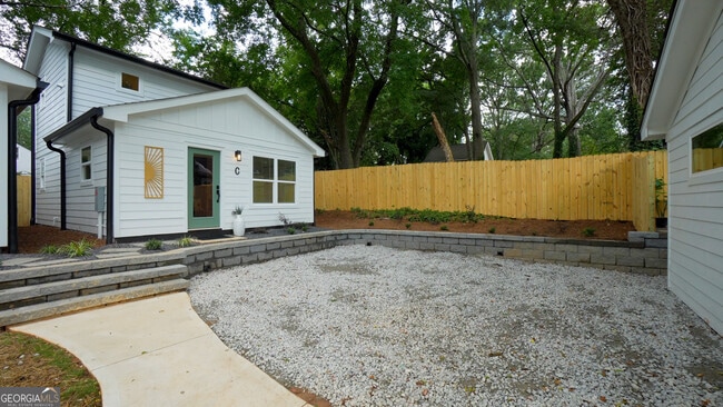 Building Photo - 1597 Glenwood Ave SE