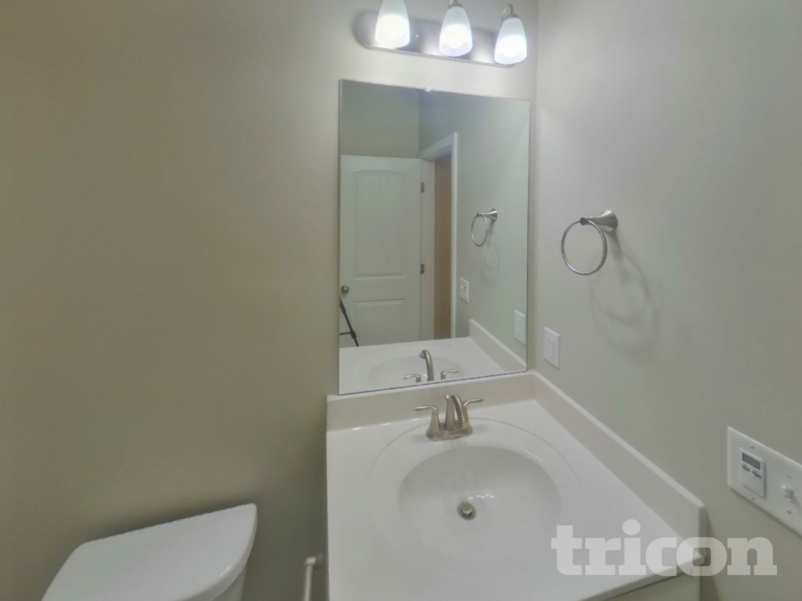 Building Photo - 105 Davenport Dr