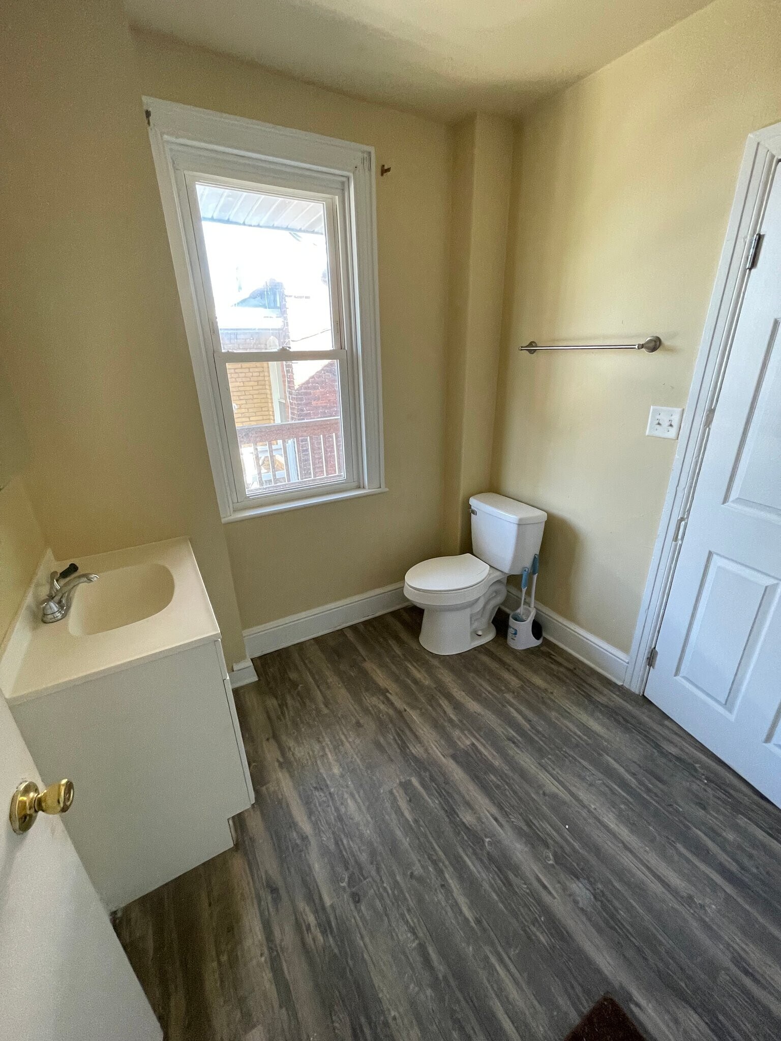 Building Photo - 289 Union St